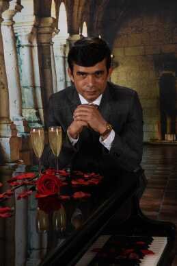 Magician Sooraj – author and mentalism expert book cover portrait